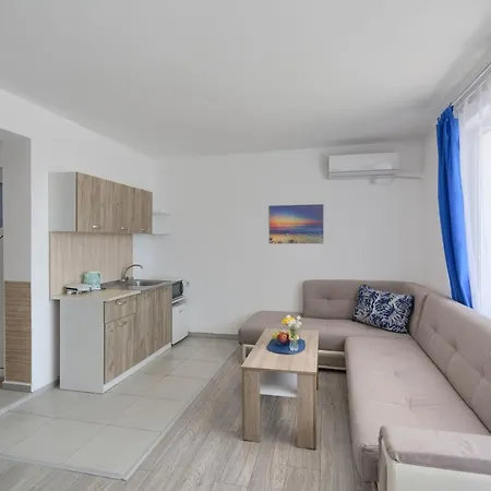 Hotel Siyanie Kiten (Burgas)